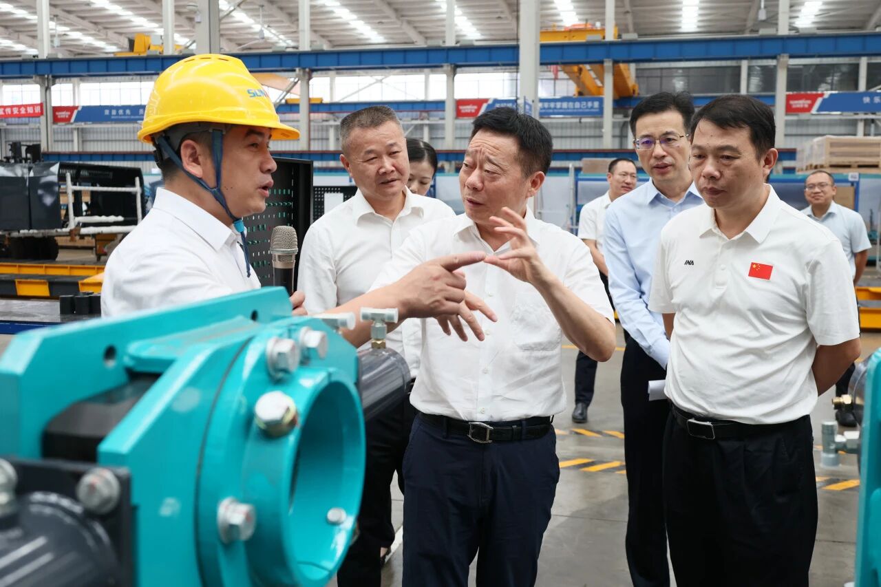 湖南省政协副主席、省工程机械产业链链长何寄华调研米兰平台app体育-官方版-米兰电竞直播
智能