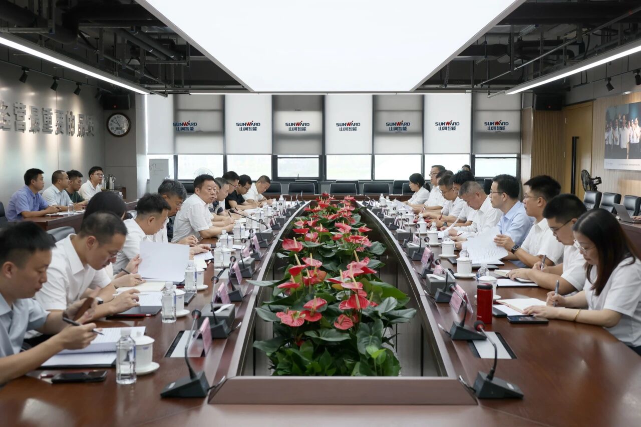 湖南省政协副主席、省工程机械产业链链长何寄华调研米兰平台app体育-官方版-米兰电竞直播
智能