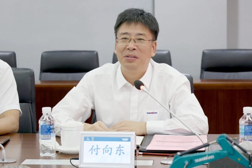 中国煤炭地质总局局长马刚到访米兰平台app体育-官方版-米兰电竞直播
智能，共谋绿色智能矿山装备发展新路径