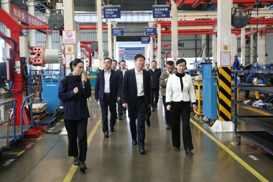 聚焦应急装备研发生产，共探实战适配新路径——广州市应急管理局党委书记、局长叶芳调研米兰平台app体育-官方版-米兰电竞直播
智能