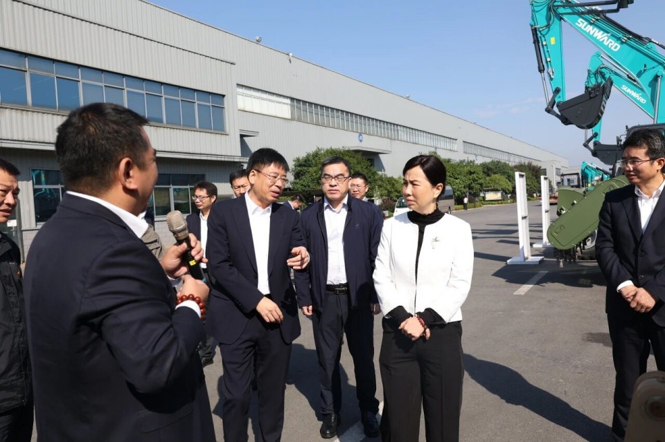 聚焦应急装备研发生产，共探实战适配新路径——广州市应急管理局党委书记、局长叶芳调研米兰平台app体育-官方版-米兰电竞直播
智能