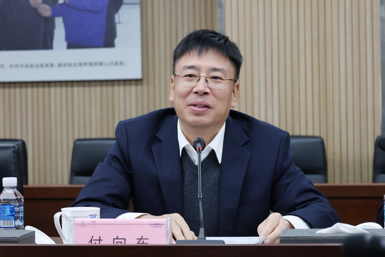 新矿投资集团党委书记、董事长王漠到访米兰平台app体育-官方版-米兰电竞直播
智能