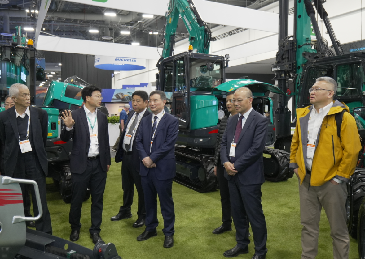 2026美国拉展 | 中国工程机械工业协会会长苏子孟一行到访米兰平台app体育-官方版-米兰电竞直播
智能展位